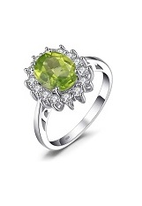 lovely silver peridot gemstone birthstone baby ring